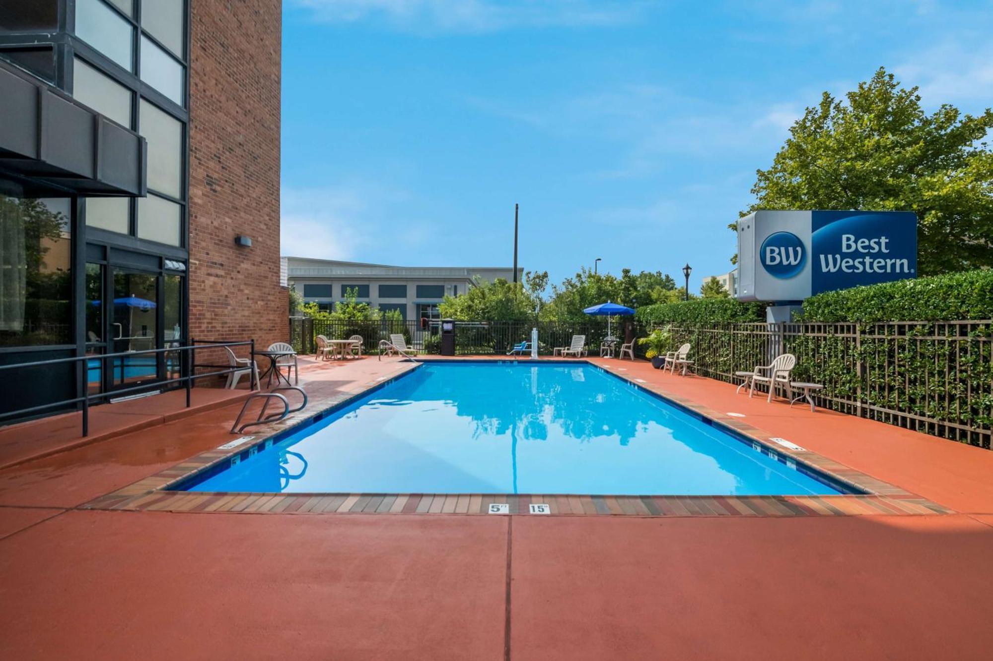 Best Western Hampton Coliseum Inn Eksteriør billede