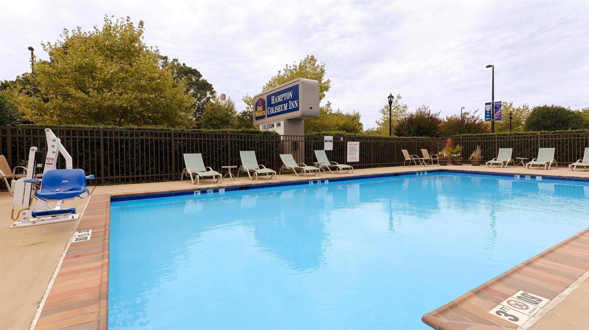 Best Western Hampton Coliseum Inn Eksteriør billede
